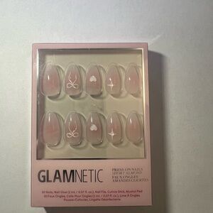 Glamnetic Press-On Nails - Short Almond